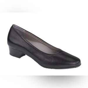 SAS Regina Black Leather Women's Comfort Pumps